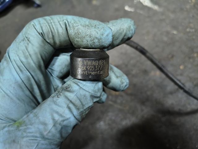 VAG 06K905377 Датчик детонации в наличии Киев