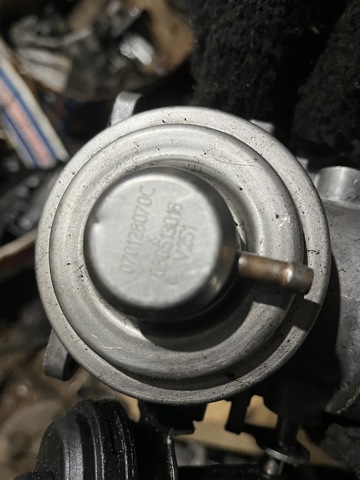 VAG 070128073 Клапан ЕГР в наличии Киев