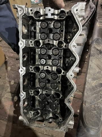 ГБЦ мотора 110408H802 NISSAN