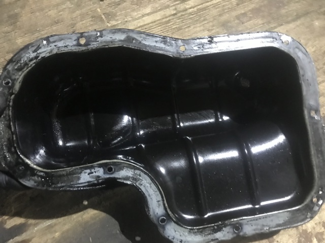 Поддон картера двигателя 11110EB310 NISSAN