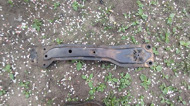 112408H300 NISSAN Балка крепления двигателя купить в Черкассы