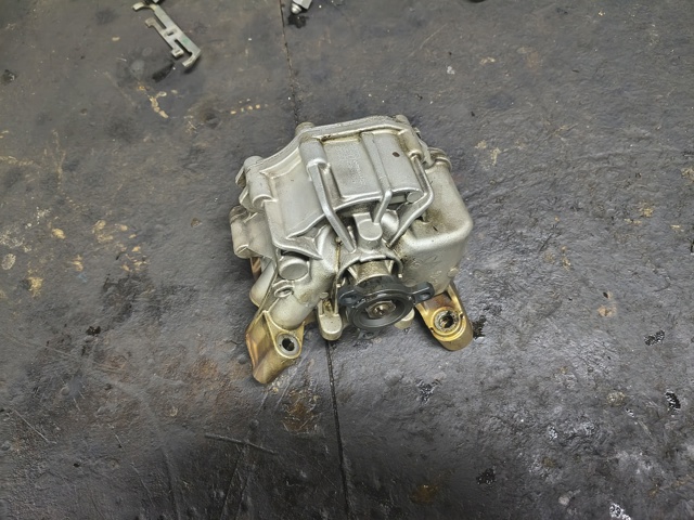 Насос маслозакачивающий 11417643256 BMW