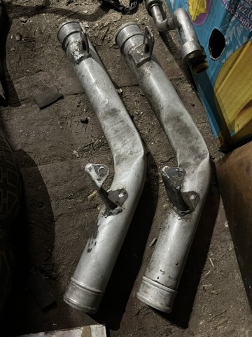 Патрубок интеркуллера 11612246715 BMW