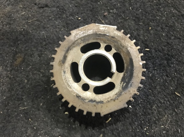Шестерня привода коленвала двигателя 13021AA141 SUBARU