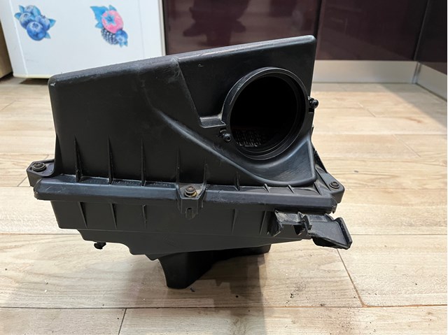  Корпус воздушного фильтра 1311179 FORD