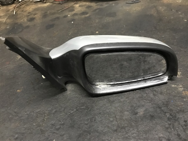 Зеркало наружное правое 13252956 GM