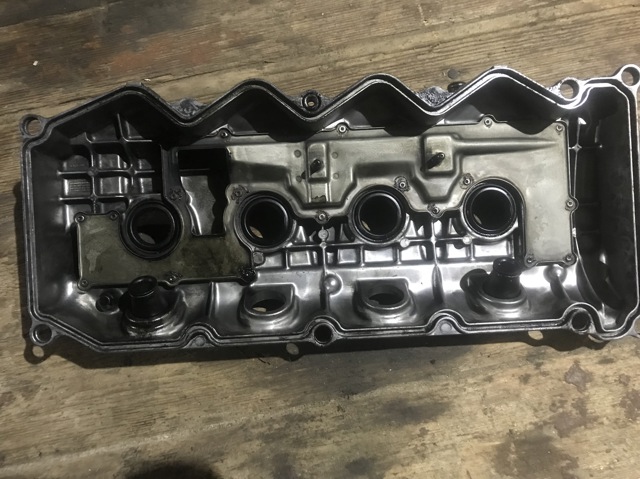 Крышка клапанов 13264EB31A NISSAN