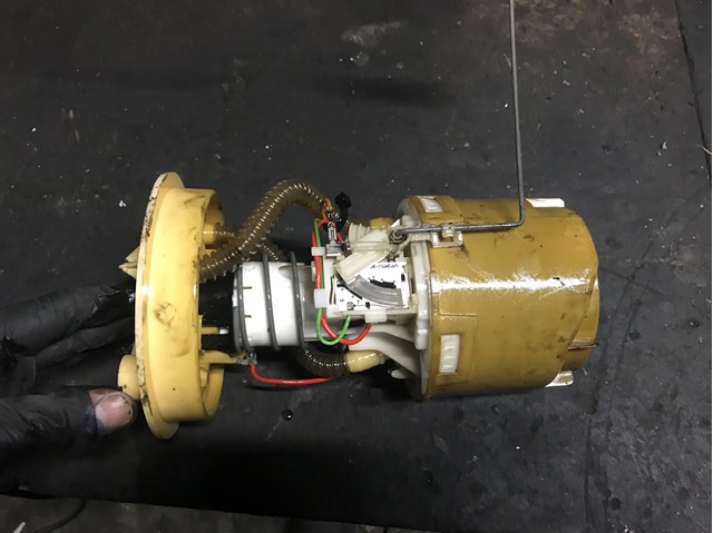 FORD 1341326 Датчик уровня топлива в наличии Полтава