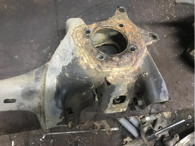 1363196 FORD Цапфа задняя левая купить в Павлоград