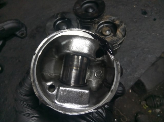 FORD 1455691 Поршень на 1 цилиндр в наличии Ровно