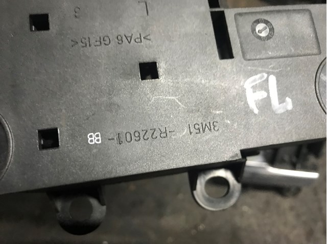 FORD 1470119 Ручка двери левой внутренняя передняя/задняя в наличии Николаев