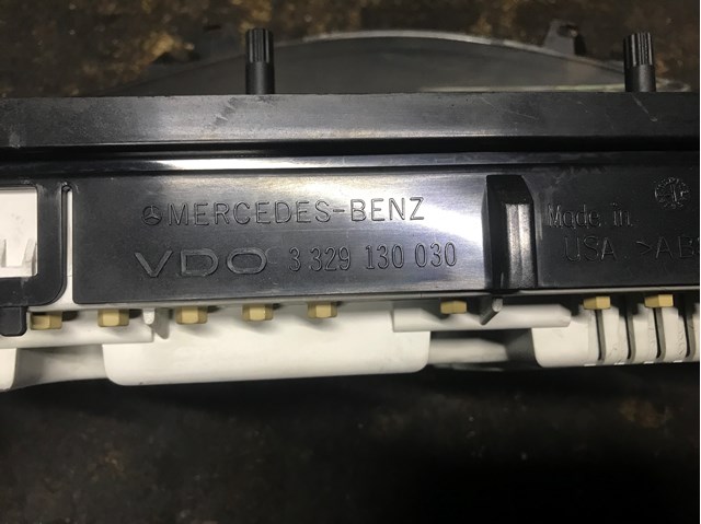 1635404011 MERCEDES Приборная доска (щиток приборов) купить в Павлоград