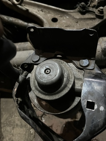 NISSAN 164018H800 Кронштейн топливного фильтра в наличии Харьков