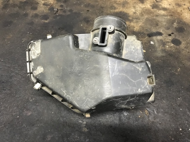 Корпус воздушного фильтра, нижняя часть 17244R06E00 HONDA