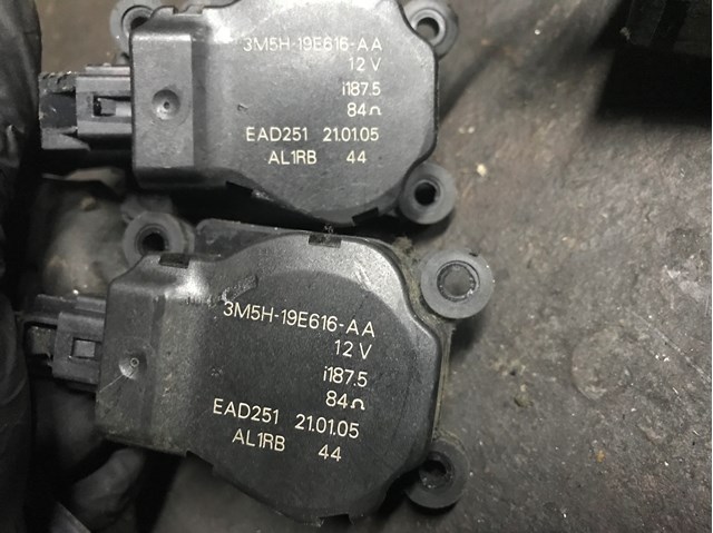 1786200 FORD Привод заслонки печки купить в Кривой Рог