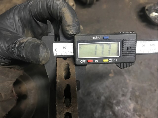 VAG 1J0615301M Передние тормозные диски в наличии Павлоград