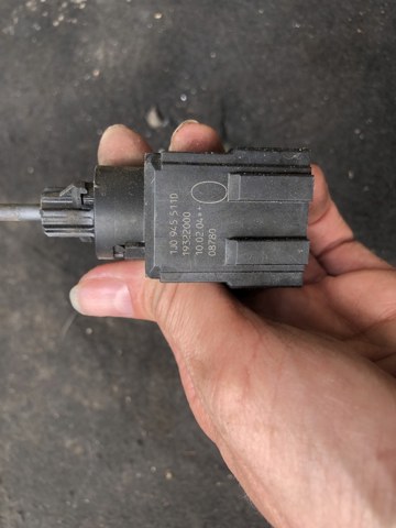 Лягушка стоп сигнала Volkswagen Transporter T5