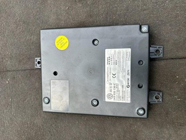 Блок управление Bluetooth 1K8035730C VAG