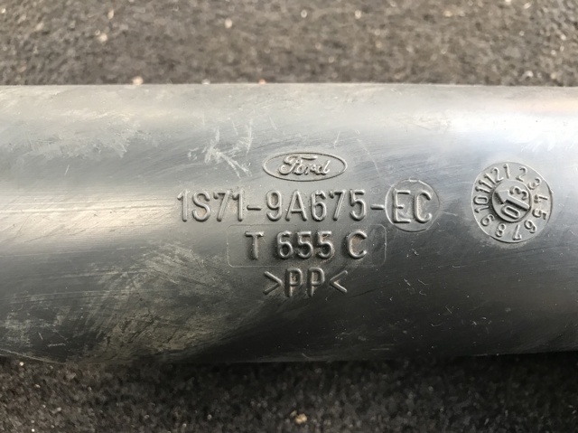 FORD 1S719A675EC Воздухозаборник воздушного фильтра в наличии Днепр