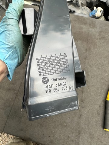 VAG 1T0864253A в наличии Ужгород