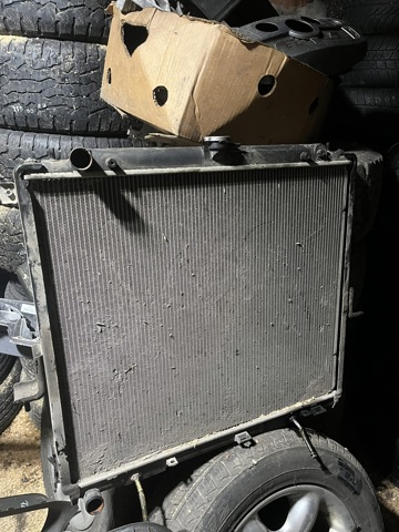 Радиатор охлаждения 21460EB30A NISSAN