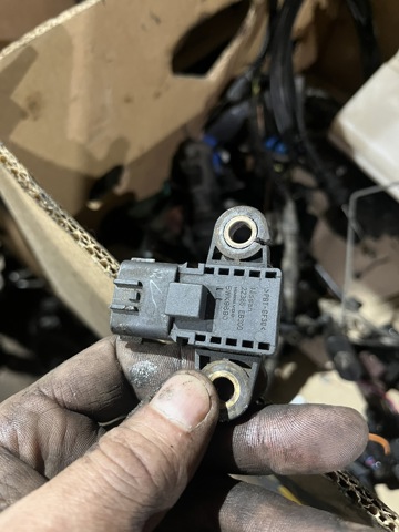 Датчик давления наддува турбины 22365EB300 NISSAN