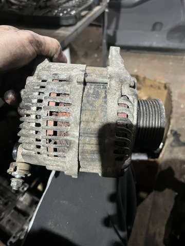 Автомобильный генератор 23100EB31B NISSAN