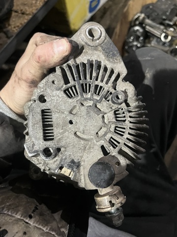 NISSAN 23100EB31B Генератор в наличии Одесса