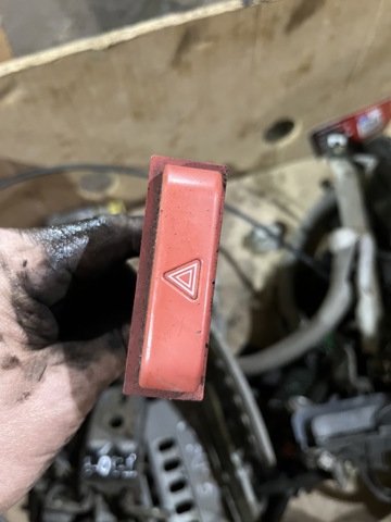 Кнопка аварийки 252908H300 NISSAN