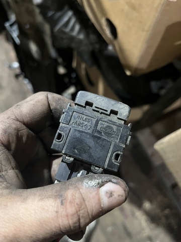 25530AX600 NISSAN Кнопка включения омывателя фар купить в Тернополь