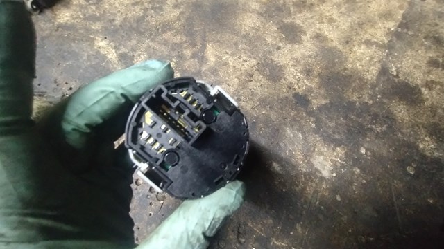 25535EQ000 NISSAN Кнопка включения полного привода купить в Винница