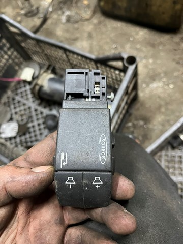 Многофункциональный джойстик управления 255522448R RENAULT
