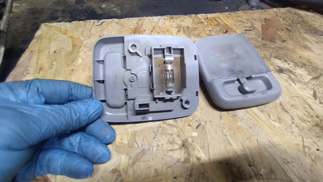 264100V000 NISSAN Плафон освещения салона (кабины) задний купить в Черкассы