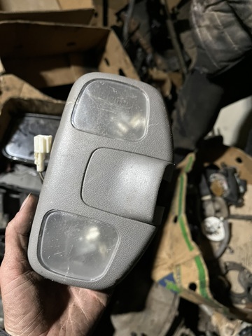 Плафон освещения кабины 264302S410 NISSAN