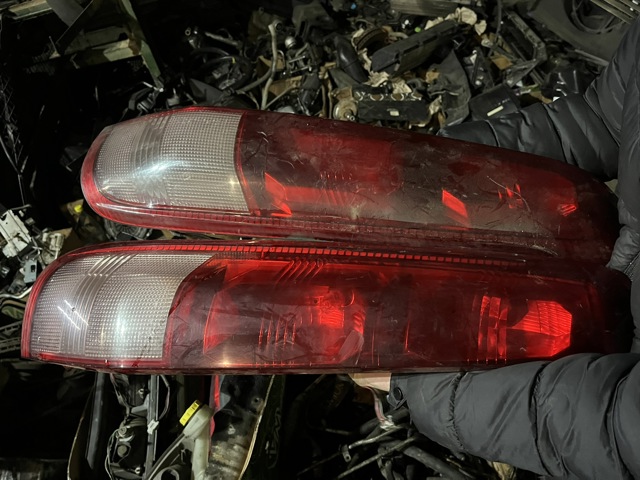 26550EQ025 NISSAN Фонарь задний правый купить в Харьков