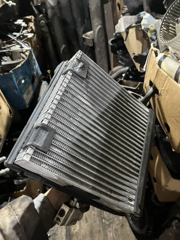Радиатор отопителя салона 27280EB31A NISSAN