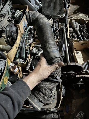 Патрубок воздушный, вход воздушного фильтра 282003E000 HYUNDAI