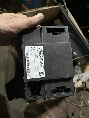Блок управления систем комфорта 284B24X01A NISSAN