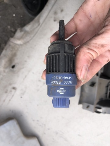 Насос омывателя 28920EB320 NISSAN