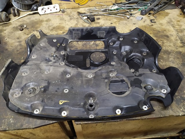 HYUNDAI 292474A113 Крышка мотора декоративная в наличии Харьков