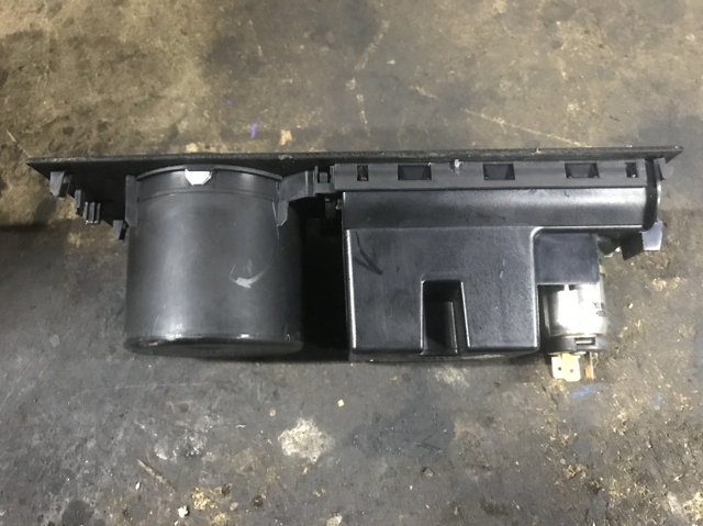 FORD 2S71F04788BA в наличии Черновцы