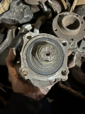 BMW 31221093427 Передняя ступица в наличии Запорожье