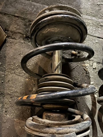 Пружина амортизатора передняя 31331093073 BMW