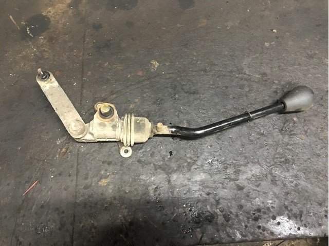32839G2300 NISSAN Рычаг переключения передач купить в Николаев