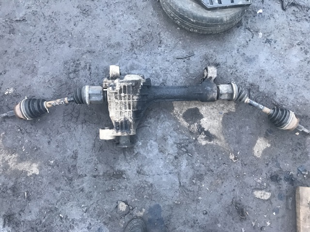 Демультипликатор коробки передач 33100EA301 NISSAN