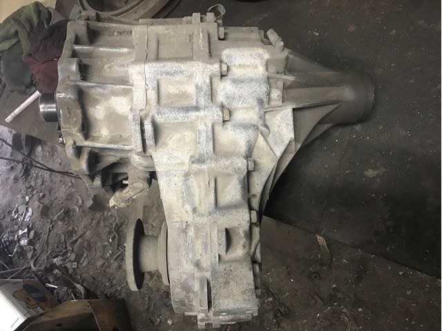 Коробка раздаточная (раздатка) 33100G2313 NISSAN