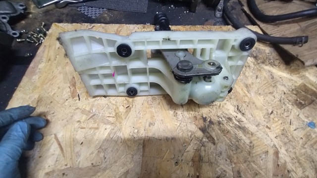 NISSAN 341018H801 Кулиса переключения передач в наличии Черновцы