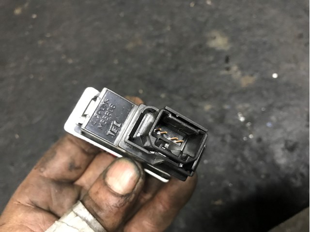 35510SWAJ01 Кнопка включения аварийного сигнала купить Каменское