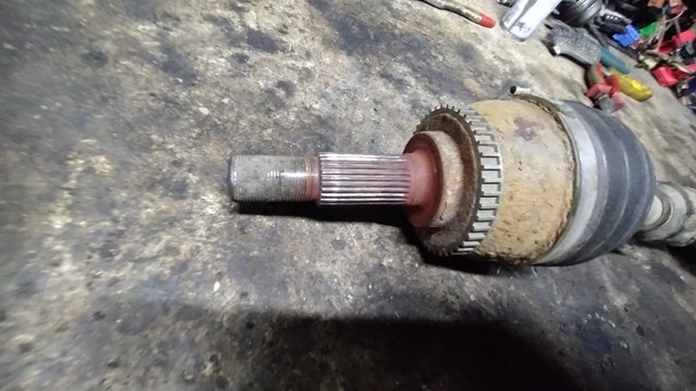 391008H712 NISSAN Полуось (привод) передняя правая купить в Сумы