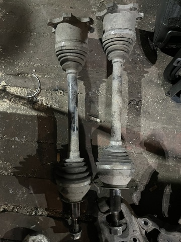 Приводы задних колес 39600EB310 NISSAN